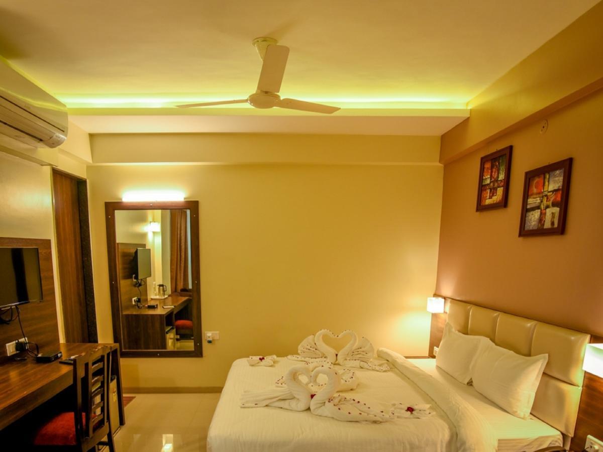 Royal Inn Khandwa Eksteriør billede